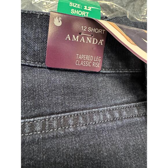 NWT Gloria Vanderbilt Amanda Classic Jeans – Portland Blue – Women’s Size 12 Sho - Picture 3 of 4